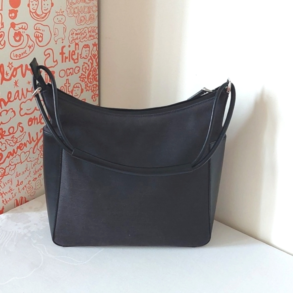 Gucci black canvas shoulder bag